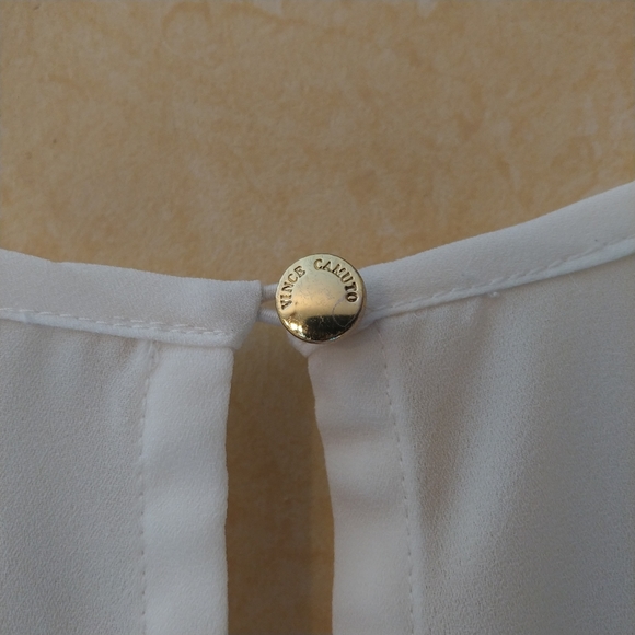 Vince Camuto White Top - Picture 4 of 5